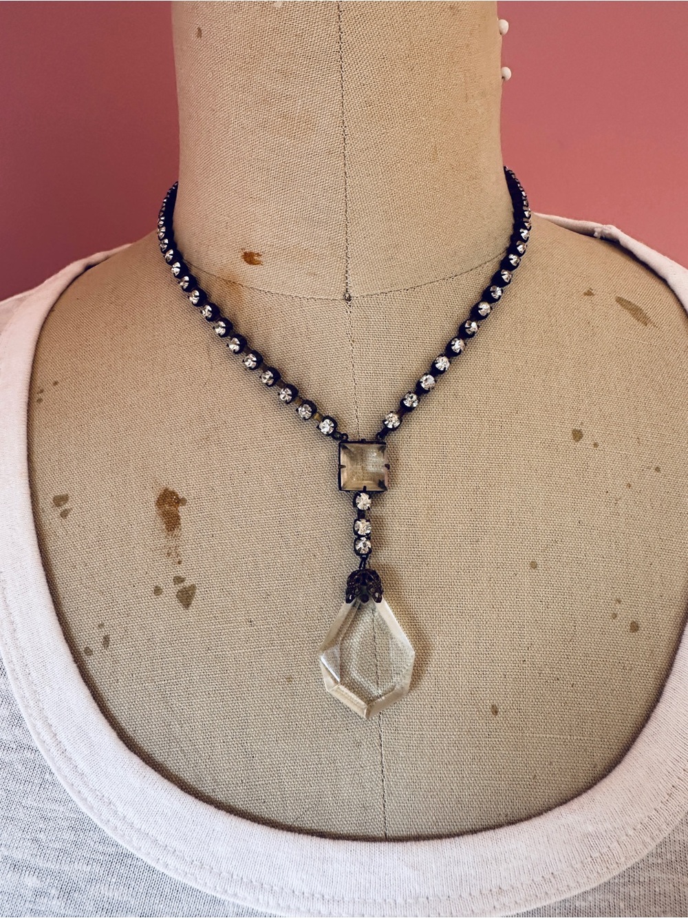 Rhinestone and glass Drop Pendant Necklace